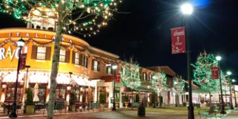 Shopping center with Christmas lights